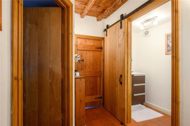 2 bed Semi-Detached for sale Image 10