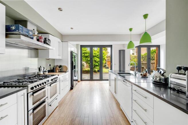 33 Emanuel Avenue-12.jpg