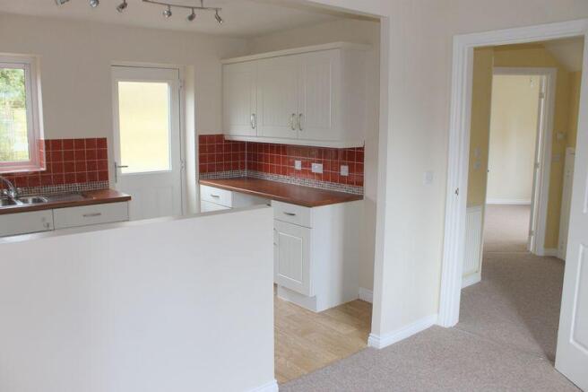 Kitchen/Dining...