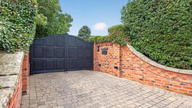 Cropwell Bishop Road, Cropwell Butler,  Nottinghamshire, NG12 photo 4