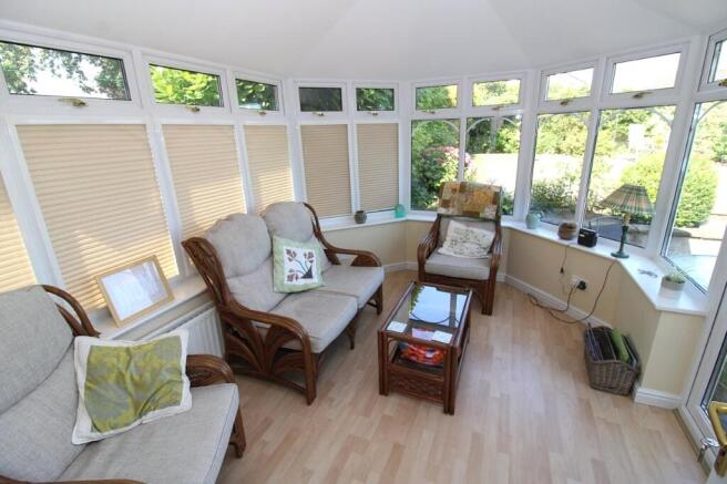 3 bed Bungalow for sale Image 8