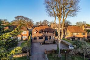 20, Woodlands, Hove BN3 6TJ