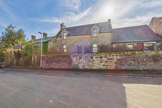 CAM04201G0-PR0062-STILL026