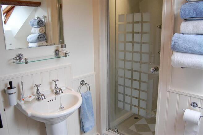 en suite shower room