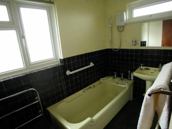 Photo 18