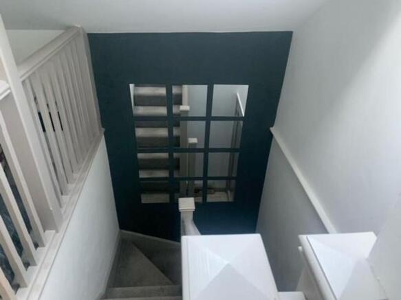 2 bed Semi-Detached for sale Image 8