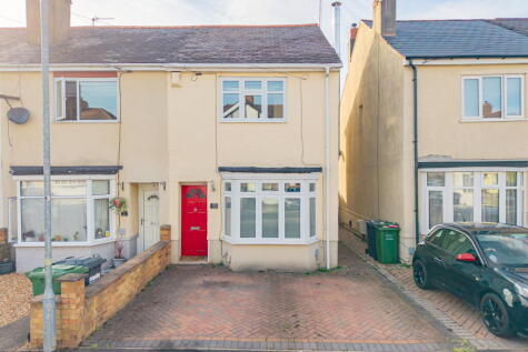 The Foxholes, Kidderminster, DY10 2QR