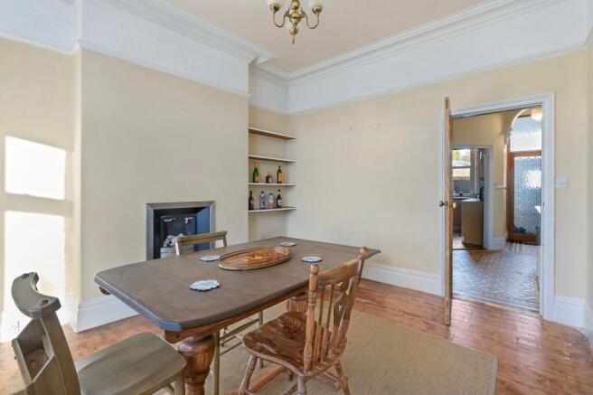 3 bed Semi-Detached for sale Image 7