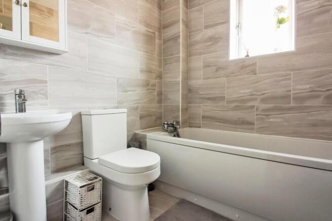 Bathroom.JPG