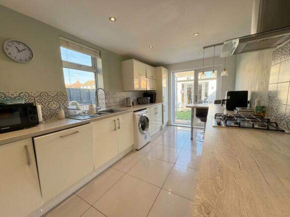 Brancaster Drive, Lincoln, LN6 photo 4