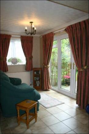 Sitting room/area