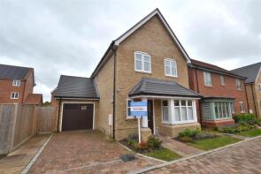 3, Goldfinches, Crookham Village, Fleet GU51 5FD