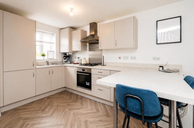 2 bed Semi-Detached for sale Image 5