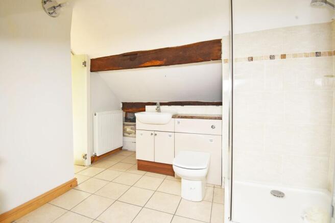 2 bed Flat for sale Image 9