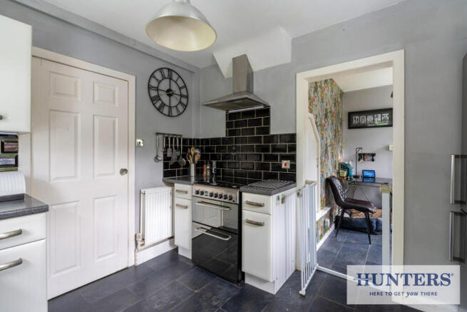 3 bed Semi-Detached for sale Image 6