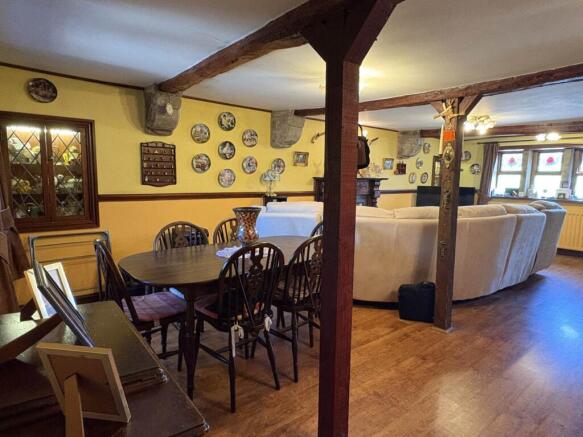 2 bed Cottage for sale Image 8