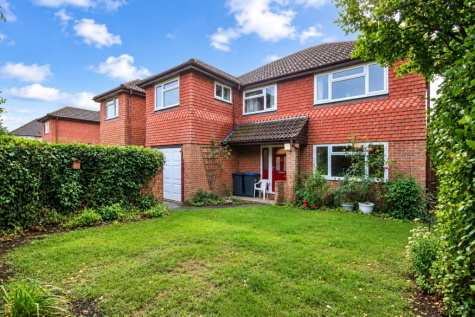 Squires Close, Crawley Down, West Sussex
