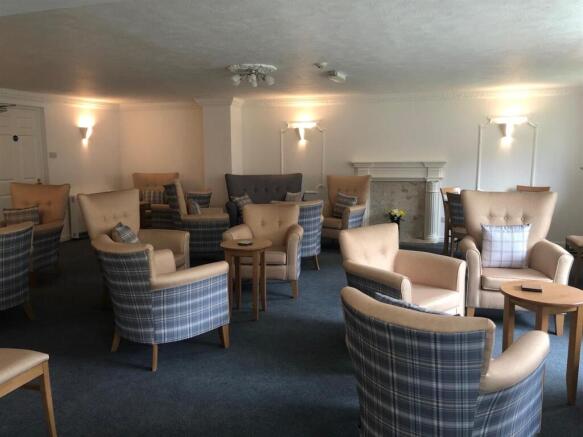 RESIDENTS LOUNGE