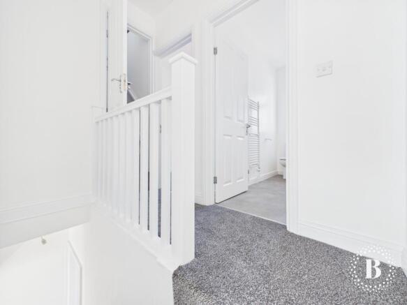 3 bed Terraced to rent Image 9