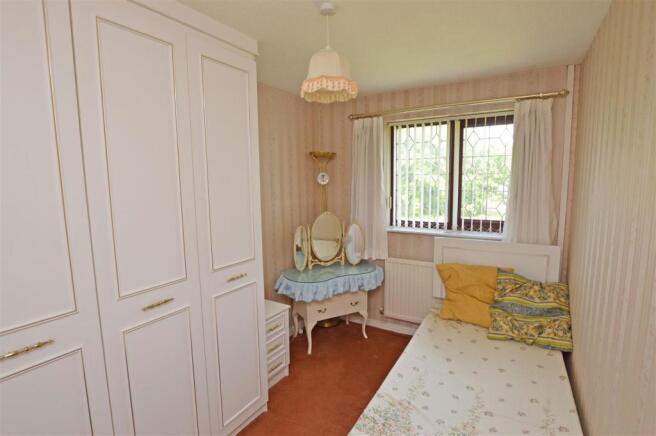Bedroom 4.jpg