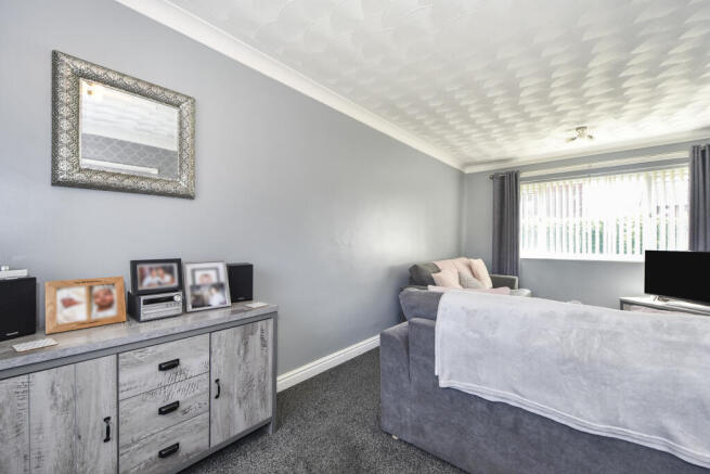Hollybush Street, Rotherham, S62 photo 4