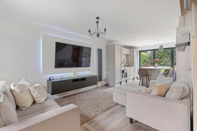West Lane, Baildon, BD17 photo 3
