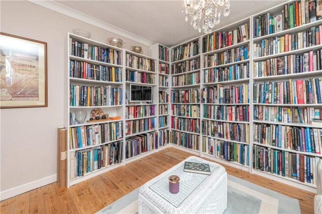4 bed Detached for sale Image 12