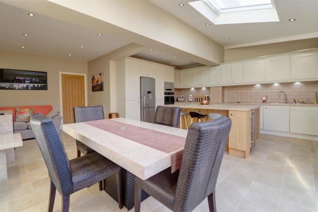 Kitchen Diner