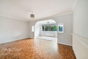 2e, Weigall Road, London SE12 8HE