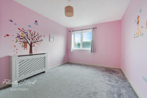 Bramhope Lane, Charlton