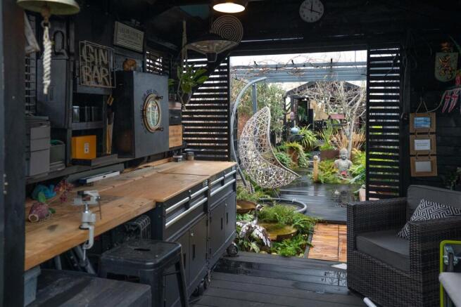 Pergola/Workshop