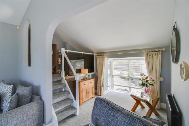 4 bed Detached for sale Image 7