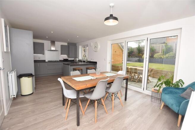 Kitchen/Dining Room