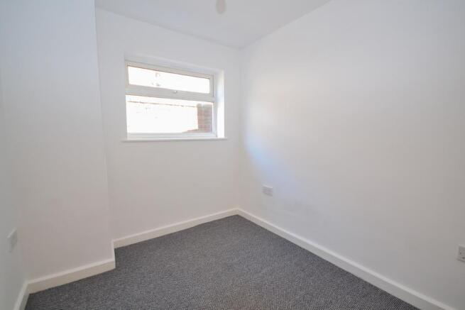 3 bed Apartment to rent Image 7