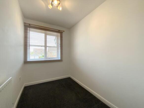 3 bed Semi-Detached to rent Image 12