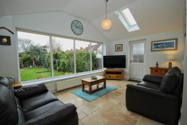 21 Park Walk ANLABY (26)_lzn.jpg