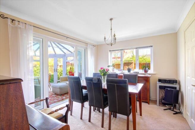 Dining Room.jpg