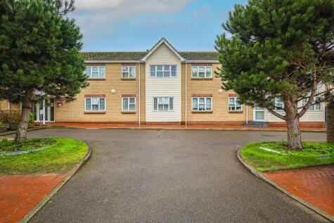 Southend Road, Hockley, SS5