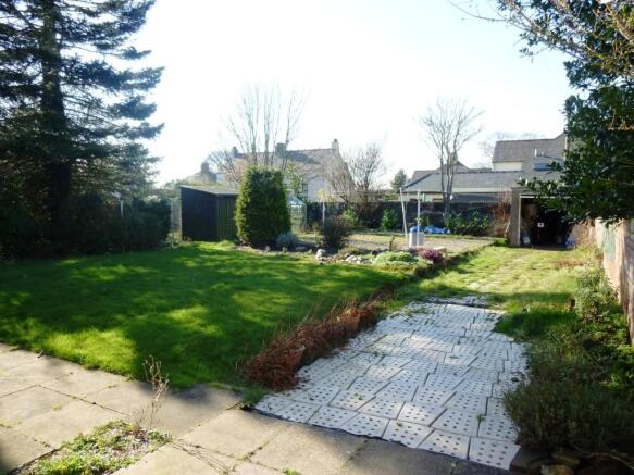Garden ground