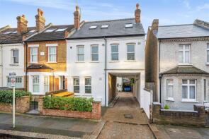 40b, Effra Road, Wimbledon, London SW19 8PP
