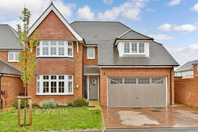 5-bed detached on Chailey Drive, Rainham, Gillingham, Kent, £750,000