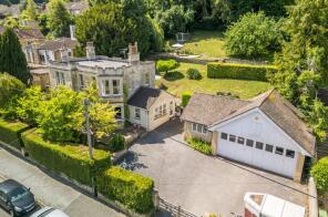 Creffield House, Devizes Road, Corsham SN13 8EF