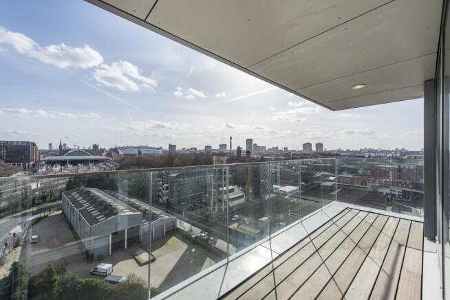 Regents Wharf
