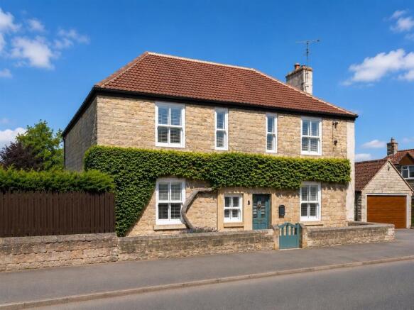 house_image_300dpi.jpg
