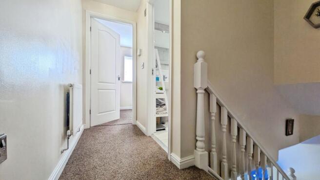 2 bed Semi-Detached for sale Image 6