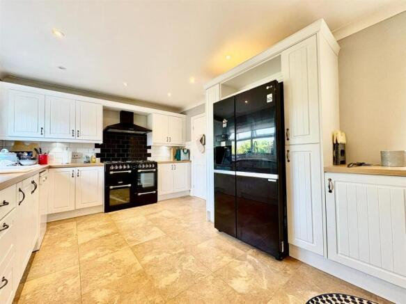 PHOTO-2025-05-07-13-06-00 2.jpg