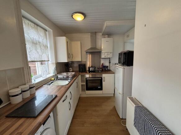 2 bed Town House for sale Image 8