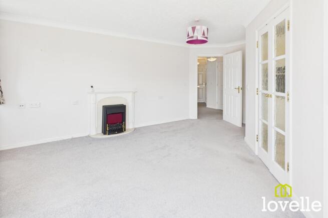 2 bed Flat for sale Image 4