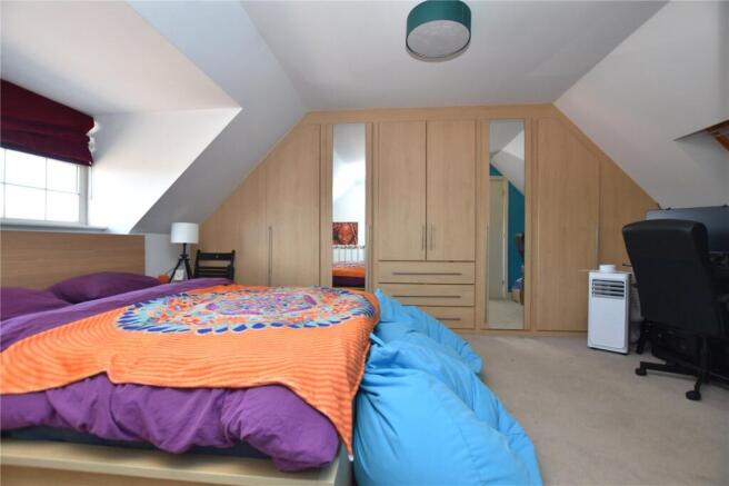 3 bed Semi-Detached for sale Image 5