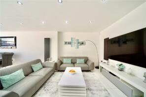 18, Bradfield Drive, Barking IG11 9AR